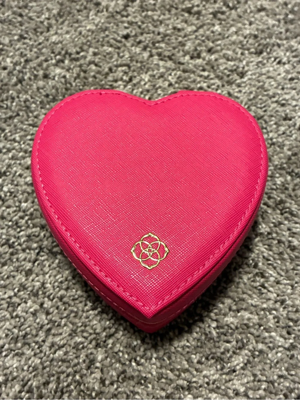 Kendra Scott Jewelry Case